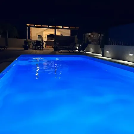 Apartment Aa 2