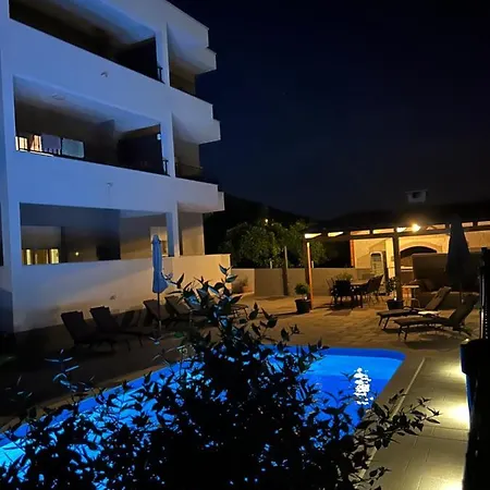 Apartment Aa 2