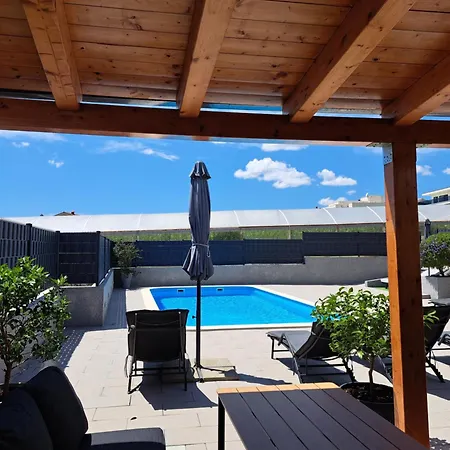 Aa 2 Apartment