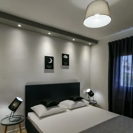 Aa 2 Apartment *