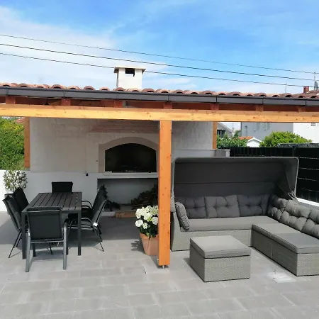 Apartment Aa 2 *