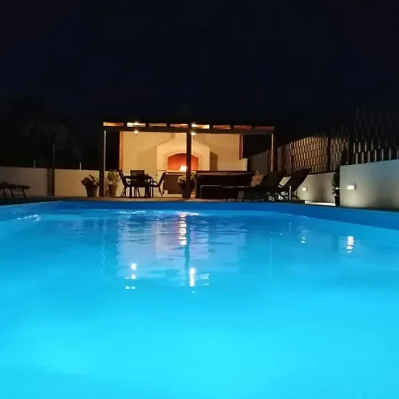 Aa 2 Apartment *