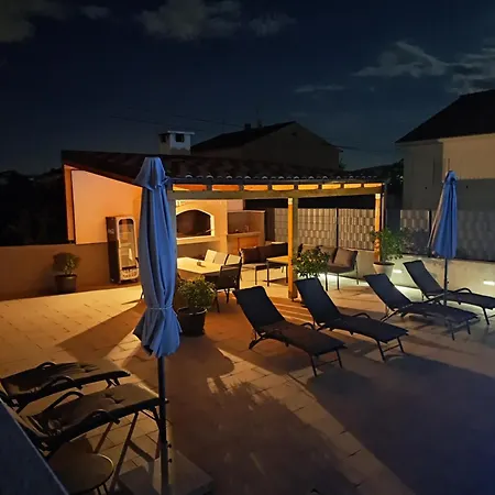 Aa 2 Apartament Trogir