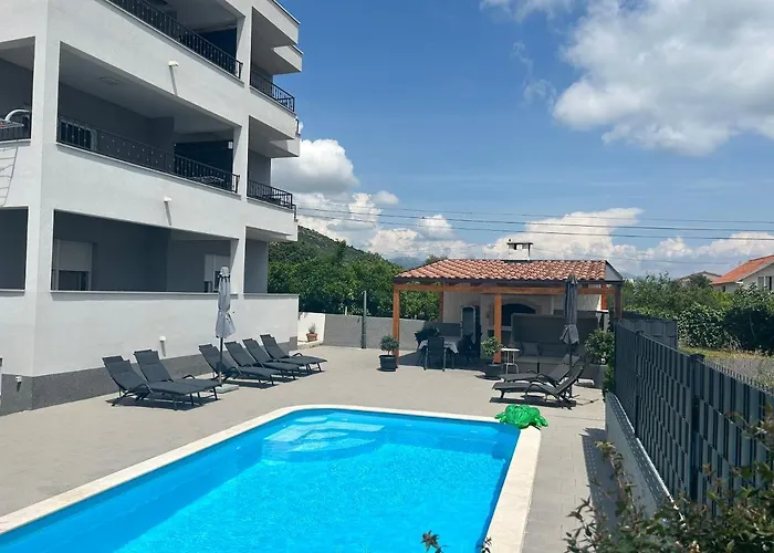 Aa 2 Апартаменты Трогир