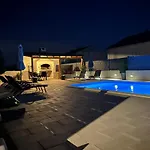 Aa 2 Apartament *