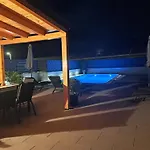 Apartament Aa 2 *